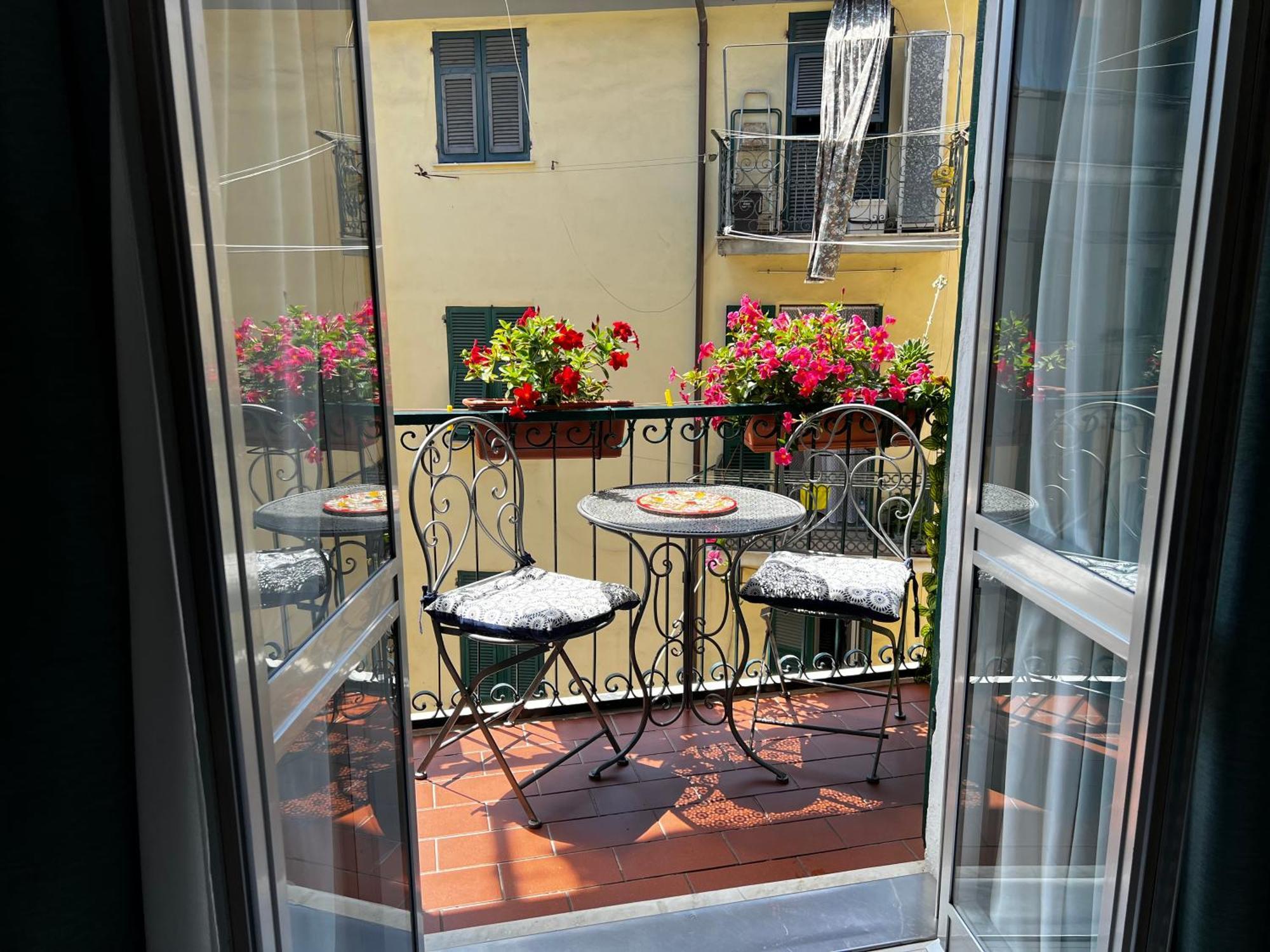 Sunset Rooms La Spezia Bagian luar foto